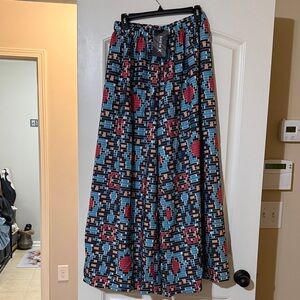 Stylish Geometric Patterned Skirt